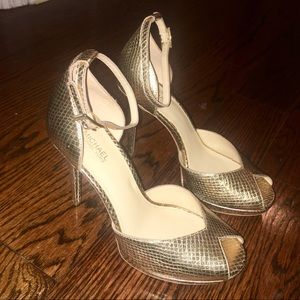 Michael Kors Gold Metallic Tiegan Heels